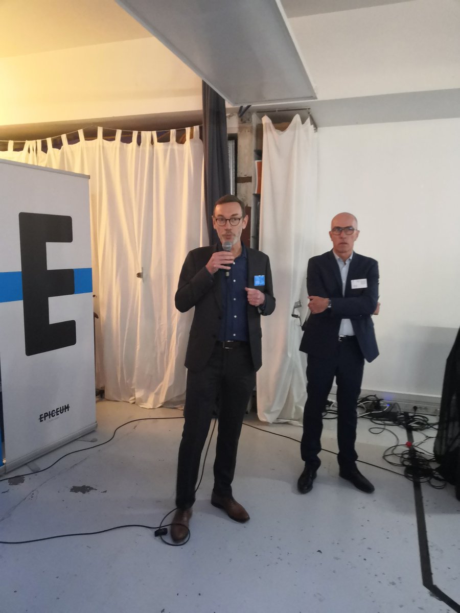 Epiceum's tweet photo. 🎤 Le #PMG2021, c'est aussi l'occasion pour Christian @gueronni de remercier les partenaires de longue date d'@Epiceum ! 🥂
#anticom https://t.co/HimI60avdu