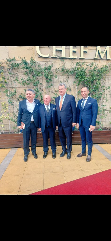 bakikis's tweet photo. #tusiad Yeni dönem yönetim kurulu başkanı seçilen sayın #OrhanTuran başkanımı kutlar ve başarılarının devamını dilerim."Sivil toplum kuruluşların da görev almak iş insanlarının zekatıdır" diyerek şahsımın örnek aldığı başkanıma başarılı bir dönem dilerim🙏 https://t.co/p3p6jjFJBj