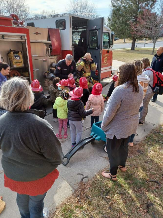 OmahaFireDept's tweet photo. We had such a wonderful time visiting the Pre-K kiddos at @OPS_Skinner yesterday! Click here to request an Omaha Fire Public Education visit for your school or organization: https://t.co/X6yvFyJzUo
#OFDCares #FirePrevention #FireSafety #PublicEducation https://t.co/FnXI1SHWIp