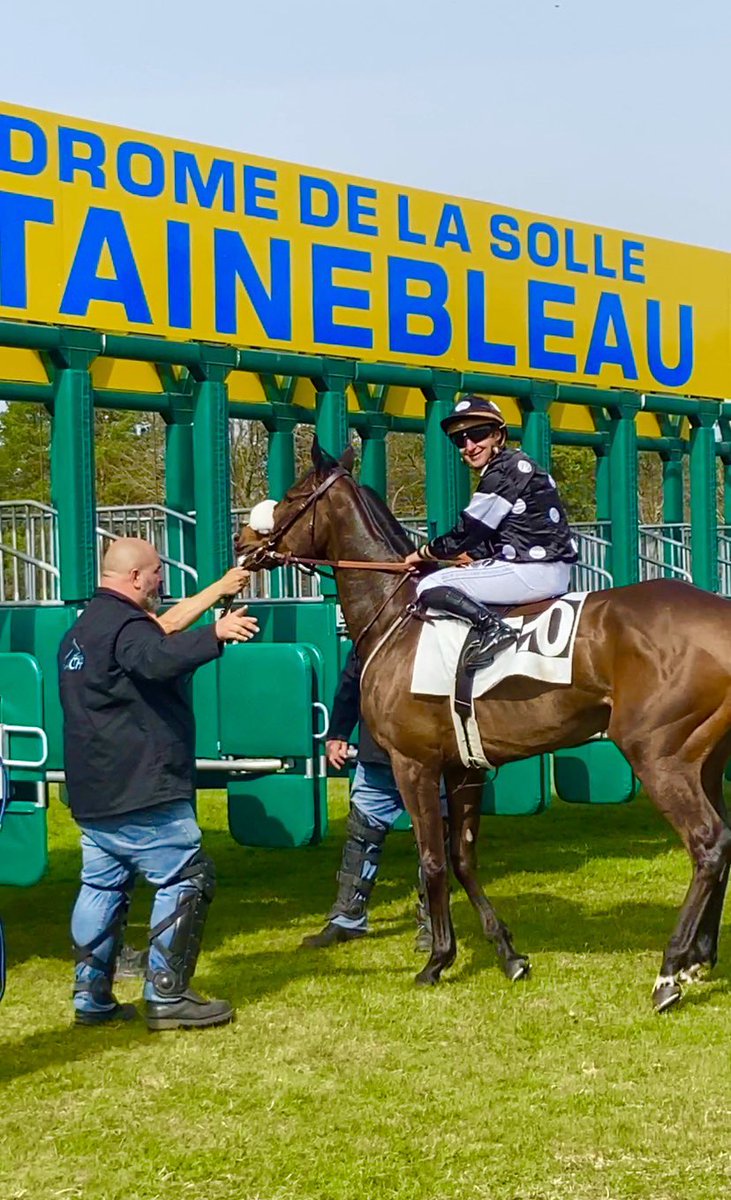 Magnifique journée à l’hippodrome de la Solle avec mon Ambassadeur ! Un Jockey d’exception et le meilleur ! <a href="/pasquito60/">Pasquier Stéphane</a>