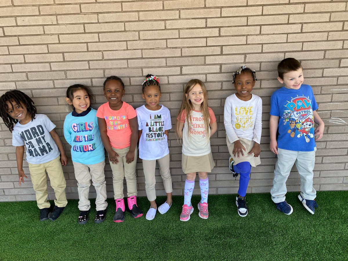 SpartanburgD7's tweet photo. Next week, D7 will join the NAEYC to celebrate their annual Week of the Young Child. The purpose is to focus attention on the importance of early childhood programs. It's also an opportunity to introduce our new Early Childhood Webpage https://t.co/vg4vWHsyJj #woyc22 #ONED7 https://t.co/2w3OBfAhJp