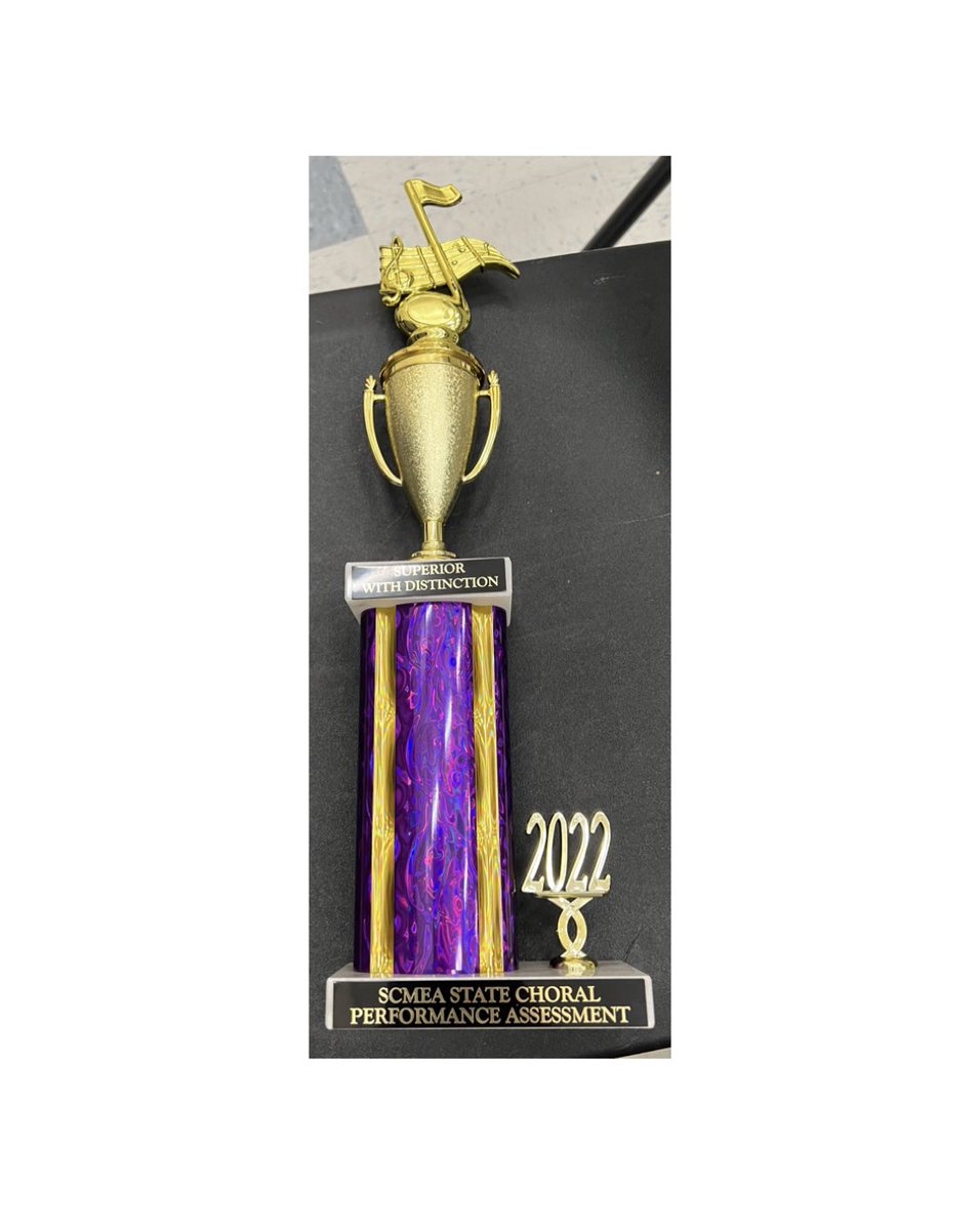 kclays_corner's tweet photo. 🎶— superior with distinction — all 1s (3 on-stage performance + 1 sight-reading) at the 2022 @SCMusEd performance assessment.🏆

bella voce = trusting preparation + director + each other + high standards for musical excellence.🙂

&amp; we’re just getting started… love you all. 💛 https://t.co/533XGf5hin