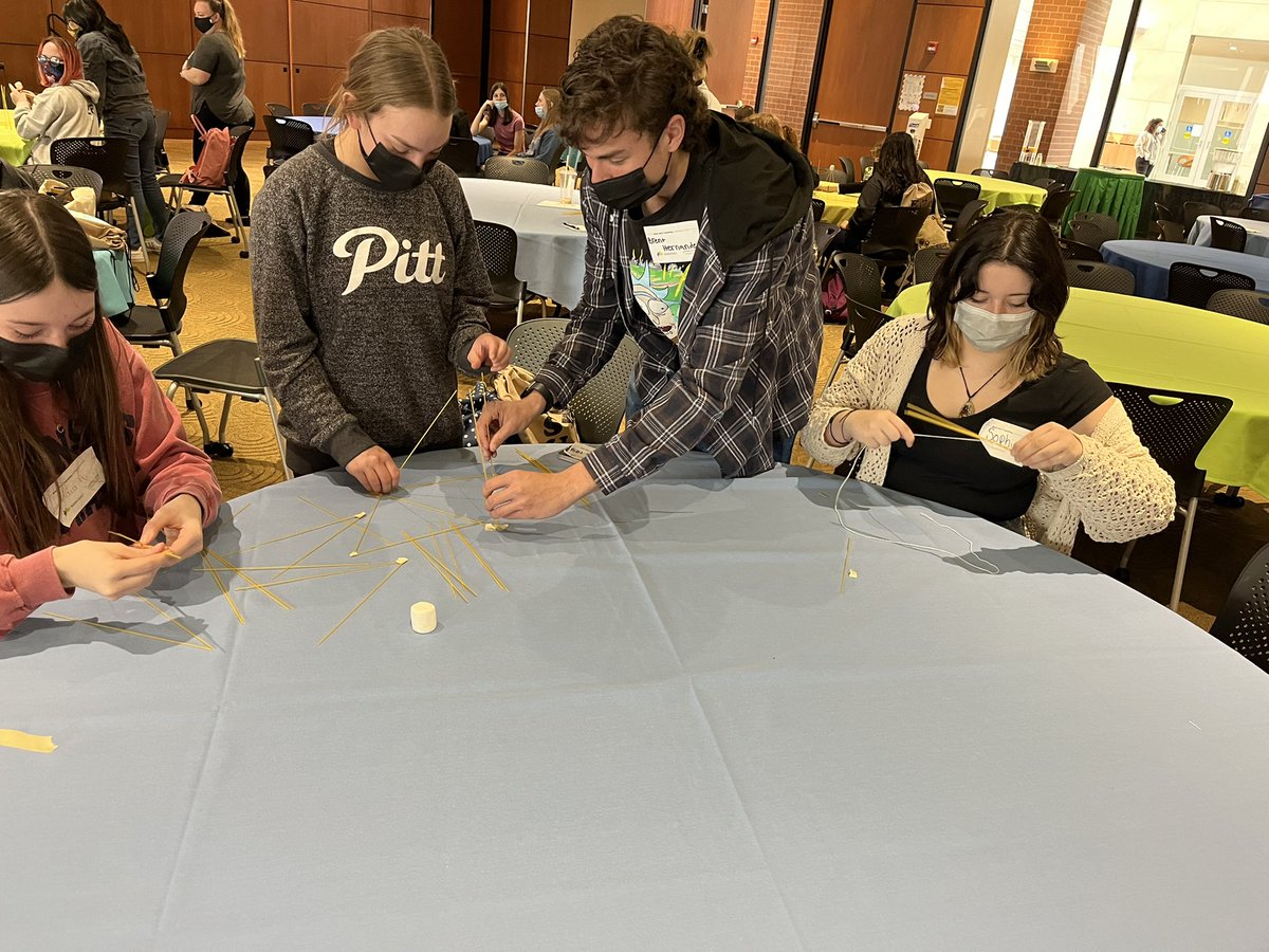 MrsQuenette's tweet photo. Team building with JCCC &amp; ESU at the “Buzz into Teaching” conference! @TTC_ESU https://t.co/xOeU7Bck2B