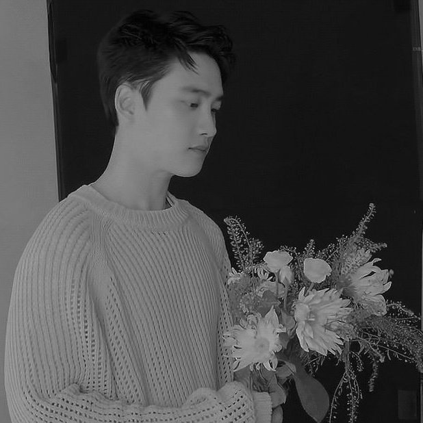 fleursdanges's tweet image. ㅤPOV: Você deu o azar de eu ser seu
    namorado.