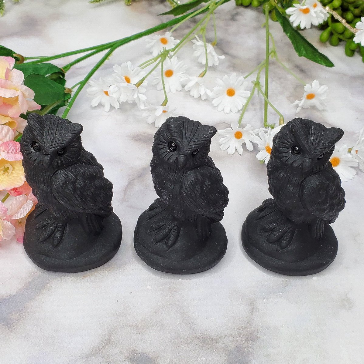 OBSIDIAN OWLS 🦉

these will be restocking Friday 4/1 at 6pm est 🖤