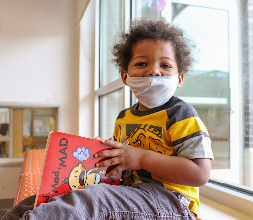 FlanceCenter's tweet photo. “There are many little ways to enlarge a child’s world. Love of books is the best of all.” — Jacqueline Kennedy 

We are so grateful to Books for STL Kids for donating nearly 270 books to our center! 📚 Thank you for supporting literacy &amp; inspiring a love for reading. ❤️ https://t.co/eWjJB17rK7
