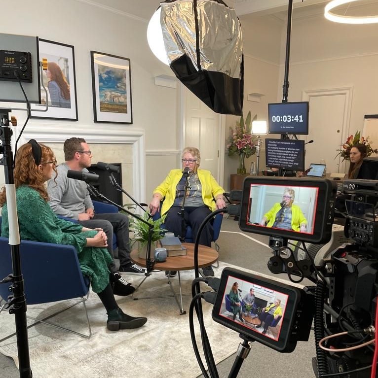 StoweFamilyLaw's tweet photo. BTS highlights from day 2 recording Stowe's upcoming #podcast #stowetalks! A huge thank you to today's wonderful guests. Watch this space for details of when and where to listen! 👀

#divorcepodcast #familylawpodcast #stowetalkspodcast https://t.co/kkGxOXIYHk