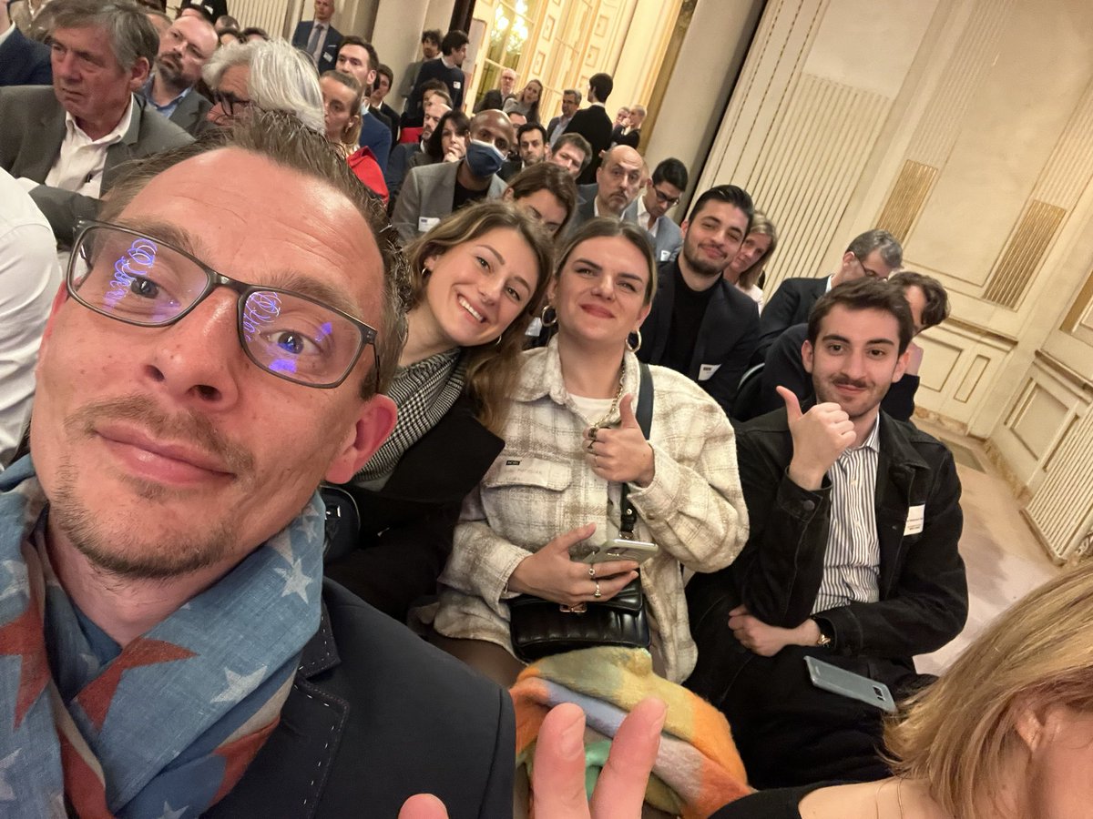 Quand les Étudiants du <a href="/MBADMB/">mbadmb</a> <a href="/EFAP_/">EFAP</a> <a href="/HUBInstitute/">HUB Institute</a> sont dans thé place to be Du business 

#networking <a href="/AcselDigital/">Acsel</a> #mbadmb