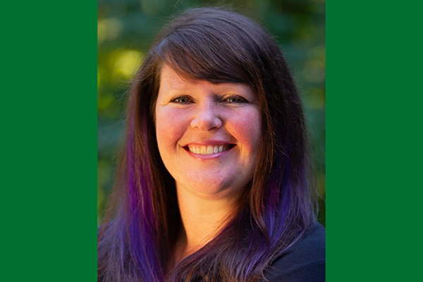 OEMBA's tweet image. Brandea Burks Covello, MBA '21, is now VP of benefits at Atria Senior Living, where she will lead benefits and 401k strategy as well as HR help desk. Well done, Brandea! 💚💛🦆💚💛🦆

#OEMBAproud #class35 #careerjourney #OregonExecutiveMBA #Portland #MBA @AtriaSL