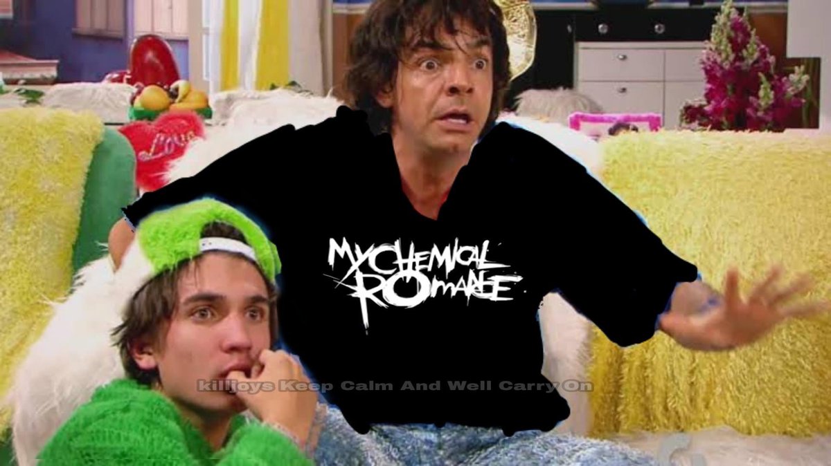 indierocks's tweet photo. Yo calculando las posibilidades de que My Chemical Romance venga a México este año. https://t.co/qAQrHPfkQy