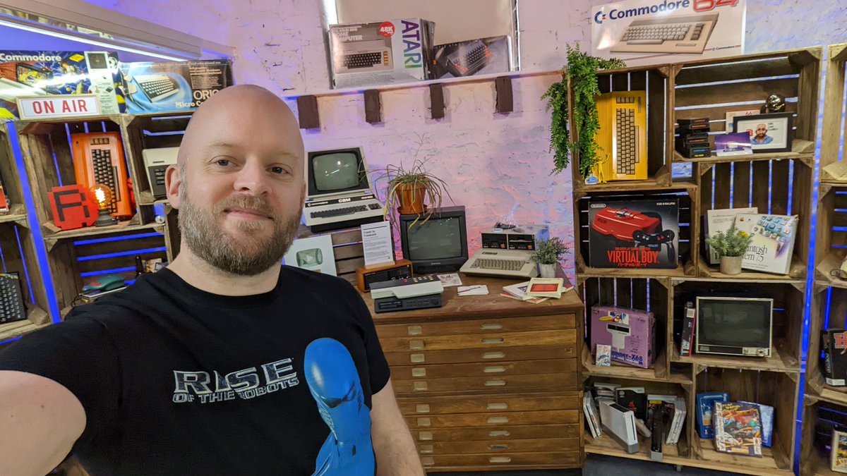 TheXboxVision's tweet photo. What a coincidence! I was wearing my Rise of the Robots T shirt today too! https://t.co/3Qgq0LMqFR