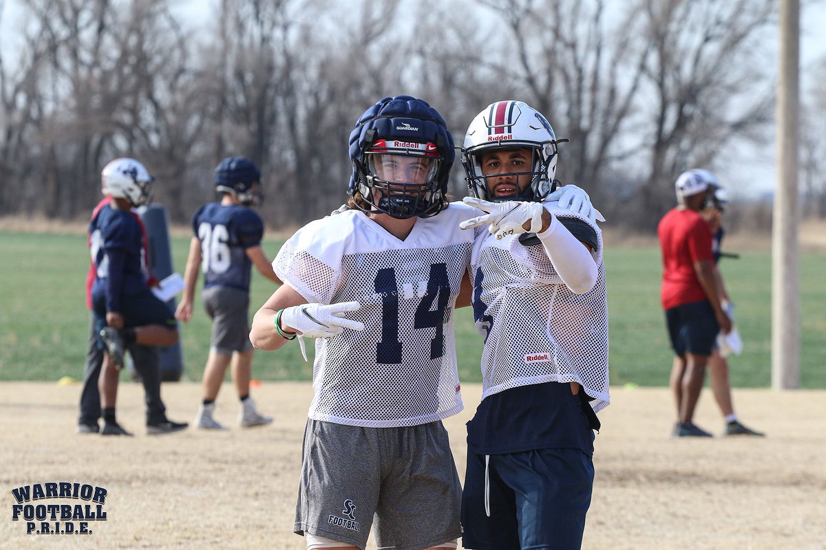 SCWarriorFB's tweet photo. 📸 from day three of spring practice!

#SwordsUp #WarriorPRIDE 
📸 @_twils_ 

(1/2) https://t.co/tHI8zSTlTG
