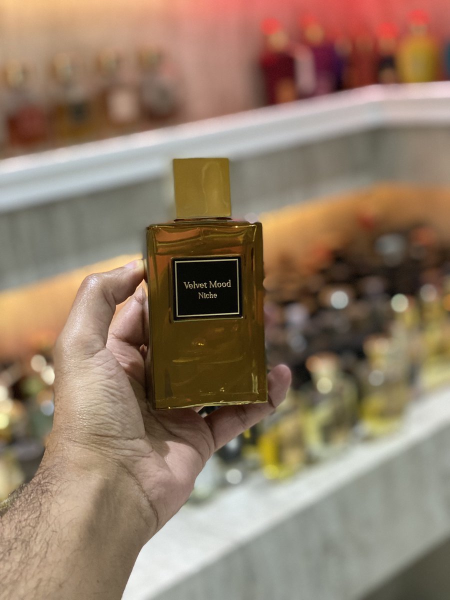 perfumeHomme tweet picture