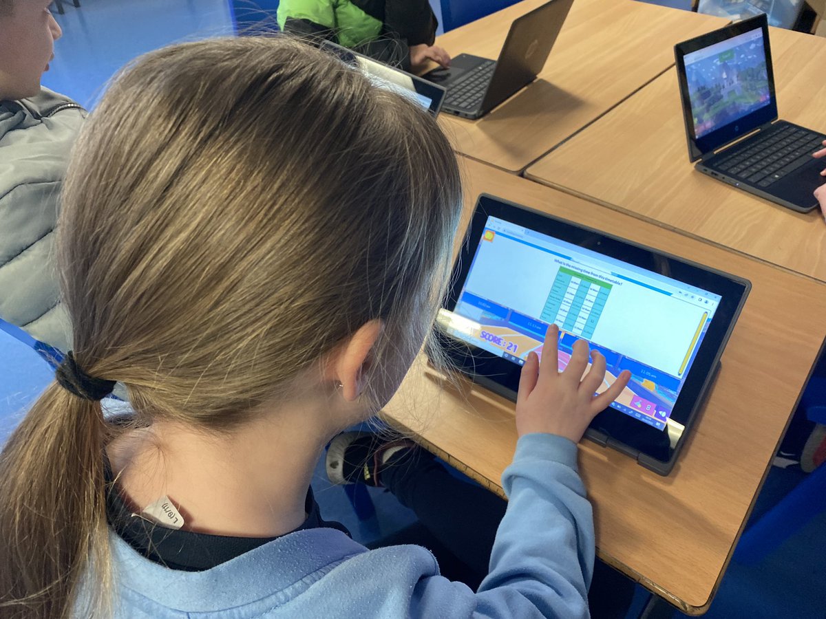 MrsDandP54's tweet photo. Practising reading timetables on a @sumdog challenge this morning! https://t.co/xdcFiK05Jp