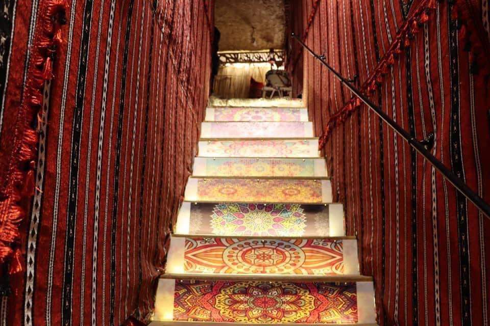 استثمر في العراق 🇮🇶 | چراوية.. العاصمة بغداد على موعد مع إفتتاح اول مقهى ذو اطلالة علوية مباشرة على شارع المتنبي بتصميم بغدادي تراثي يعكس هوية المدينة
.