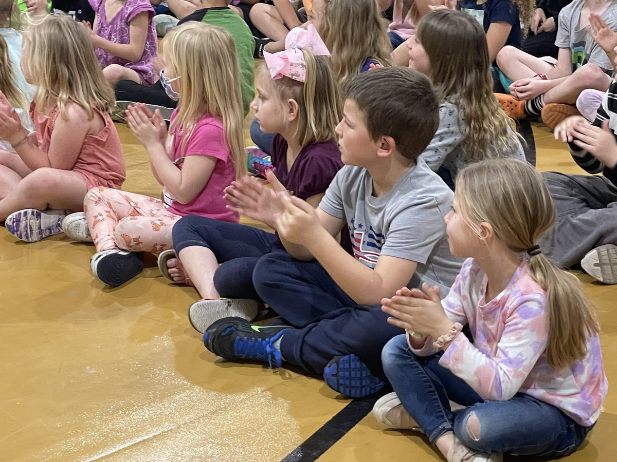 FredoniaLES's tweet photo. Mr. Stinky Feet, Jim Cosgrove, is in the house entertaining K-4. Thank you Fredonia Arts Council! #leshinelc https://t.co/OXtwYzpUY2
