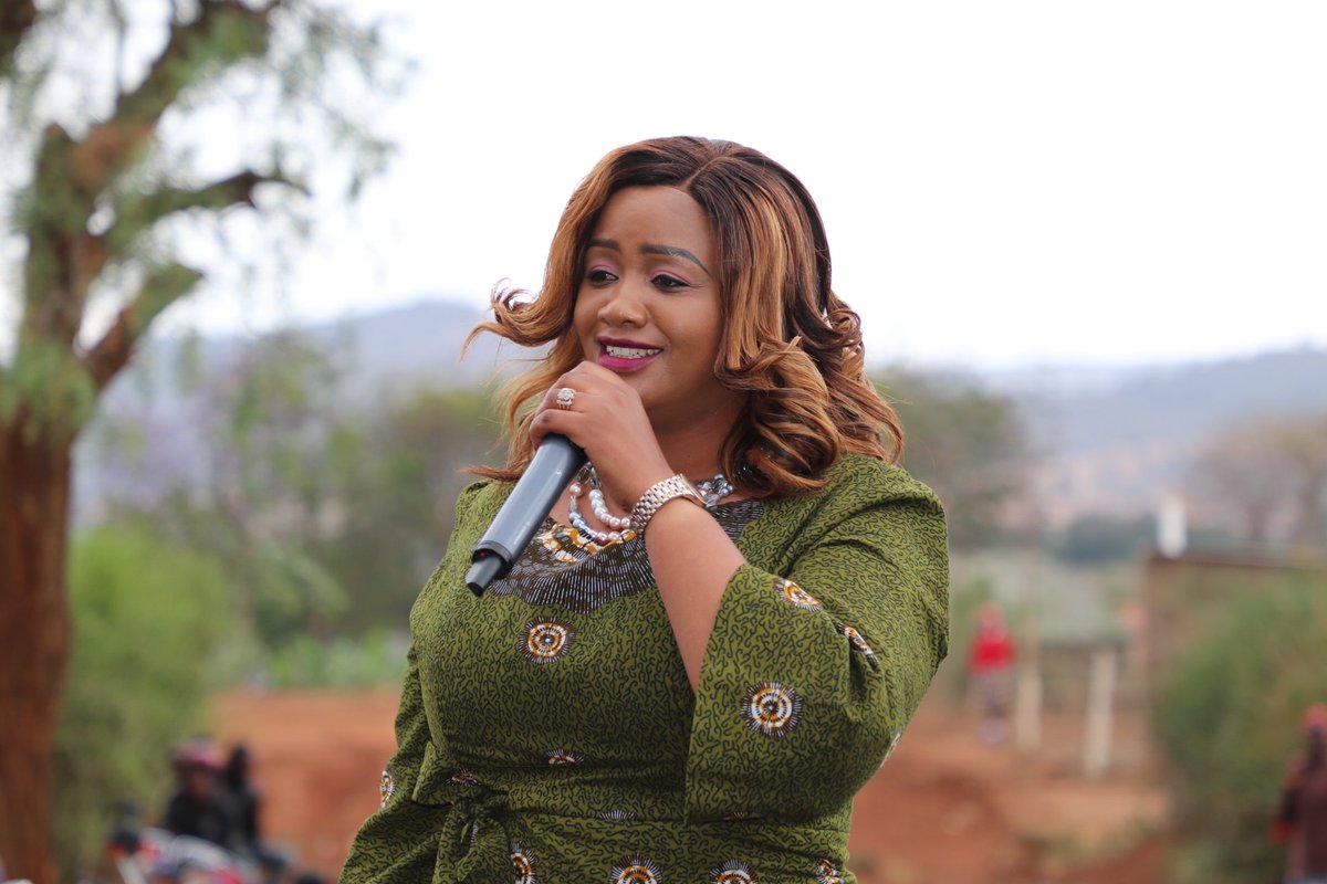 I had a memorable engagement with the Mugumo market traders and the residents of Mwireri-Umande Ward.It was an insightful interaction on how to better the business environment in the market which will inturn increase their profit yields.