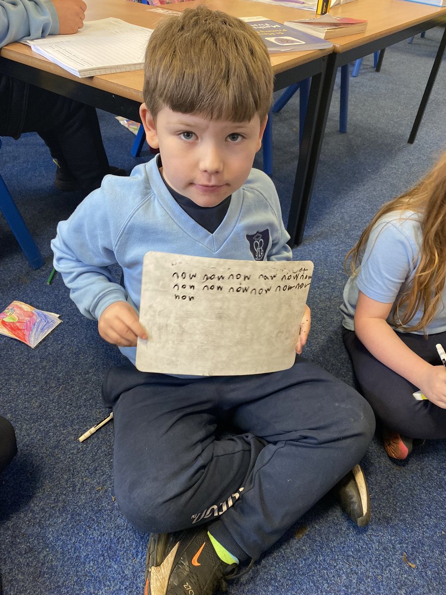 MrsDandP54's tweet photo. Super phonics revision today! Well done everyone! https://t.co/ZdEN988c9w
