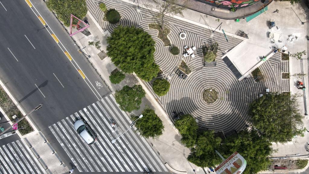 SOBSECDMX's tweet photo. Buenos días ☀️☺️

#Miércoles #AvChapultepec https://t.co/KeIKPCGhHb