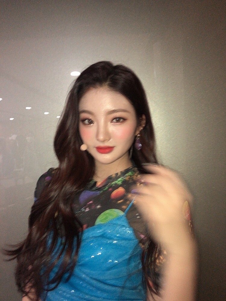 Tribe_archive's tweet photo. @tribedaloca #TRI_BE #트라이비 https://t.co/DrJcATznim