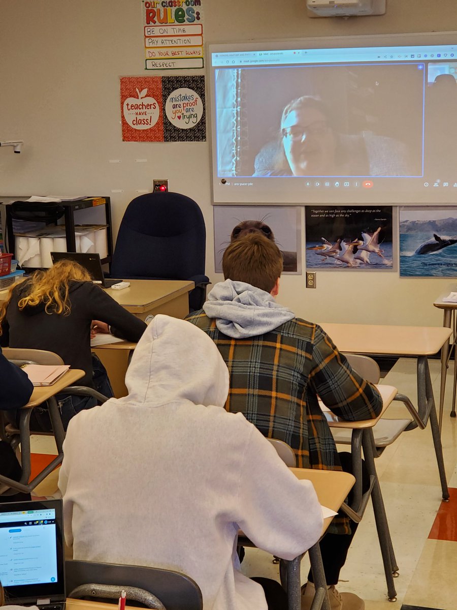 yankeeraider81's tweet photo. A special thank you to Sarah Svetecz (local optician) for the google meets during A&amp;P classes today. Teaching, showing, and explaining the topics of refractive errors, problems moving the eye, and internal sight problems. Great Job! #kkidsalwayslearning https://t.co/eER2944I5v