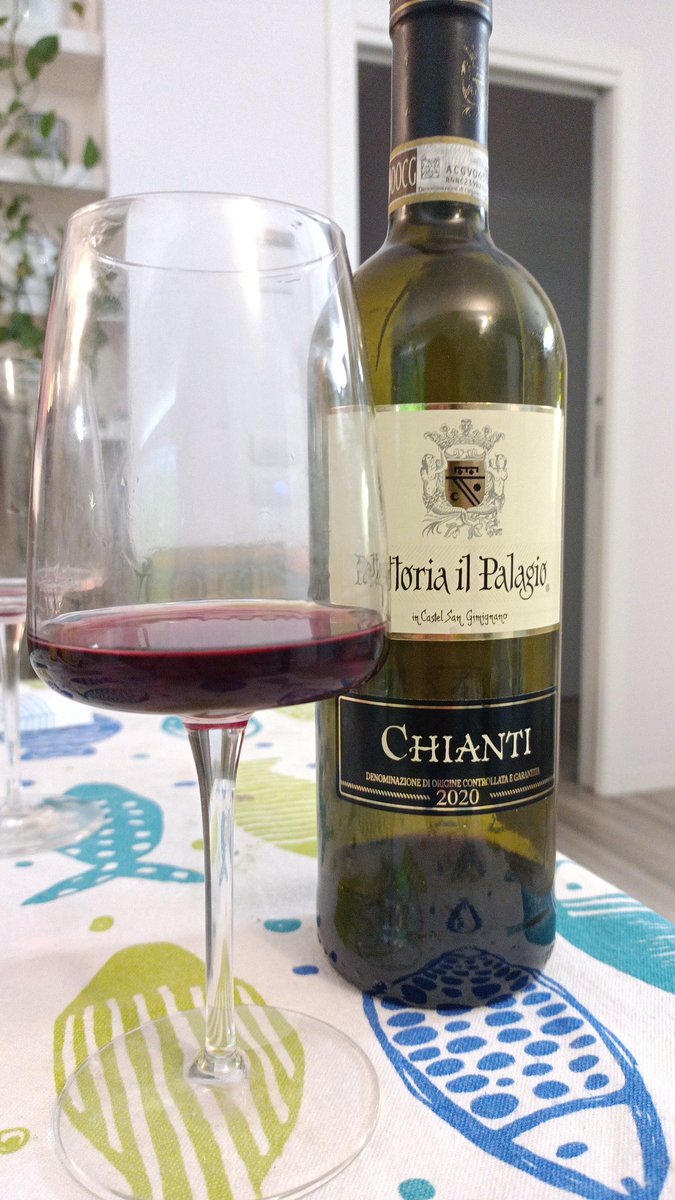 LB_actress's tweet photo. Thank you @MartinKeufaver for good wine, next time we hope to drink it with you https://t.co/DRk50v77Y4