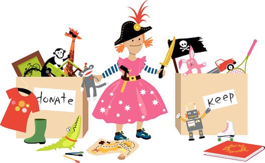 For those of you that made the transition from brick built house to narrowboat home….. how did you slim down your stuff !! 🤯 tips gratefully received ! 🤗 #declutter #massivedownsize #lessstuffmorelife