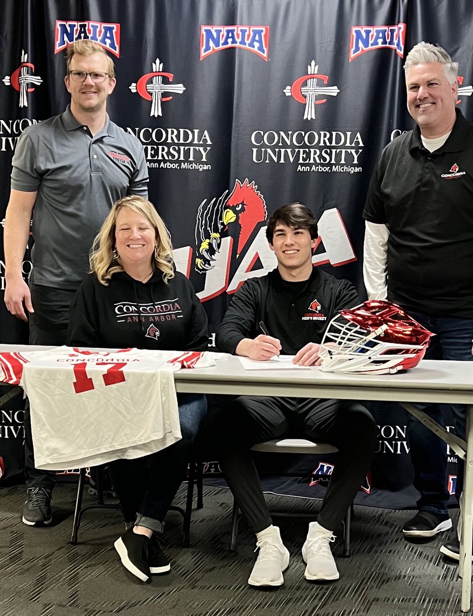Congrats to our senior captain Gavin Scally! He signed with Concordia University to play hockey and lacrosse.  Best of luck <a href="/gavin_scally/">Gavin Scally</a>! <a href="/BedfordSchools/">Bedford Schools</a> <a href="/MichMule/">Bedford Sports</a> <a href="/BCSNsports/">BCSN</a>