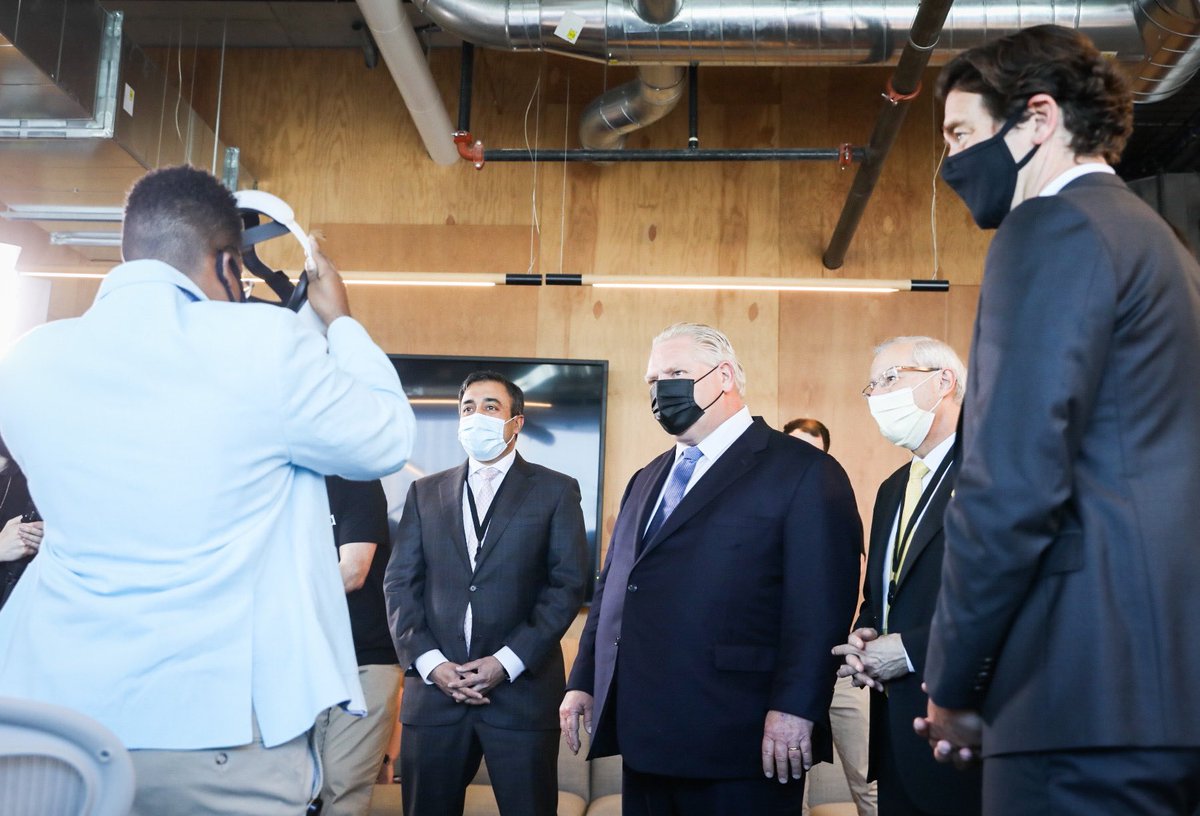 fordnation's tweet photo. It was great to visit @Meta’s new #EngineeringHub in #Toronto today. Their plan to launch this exciting new platform in our province will add 2,500 high paying jobs to the digital economy landscape.

Friends, businesses &amp; jobs are flocking to Ontario. https://t.co/3s0KgxbKBu