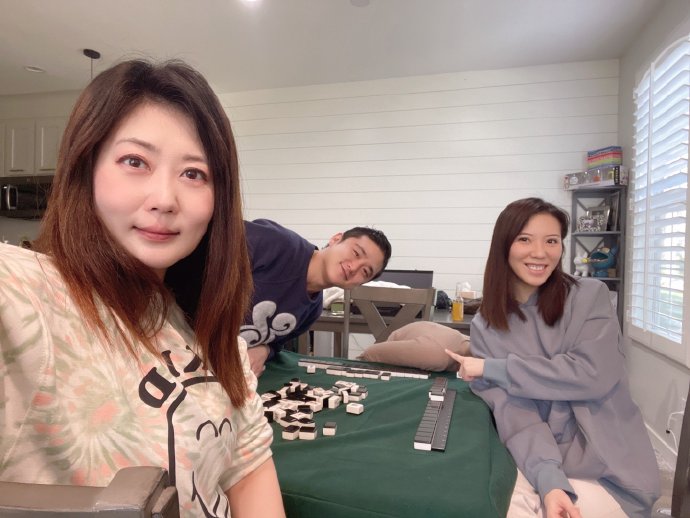 GuidiDg's tweet photo. Anyone here to play mahjong? #mahjong https://t.co/c1Nt6JXBkv