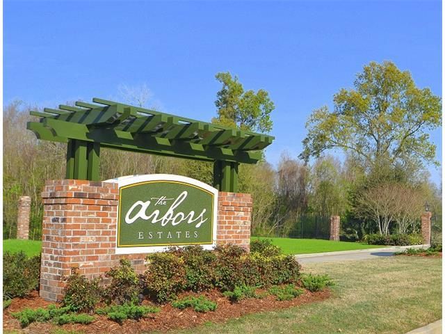 thekellywgroup's tweet image. Looking forward to our #communityopenhouse at The Arbors Estates this weekend! Saturday from 1PM - 3PM, our team will be available to show you around a #newcustomhome at 11 Sugarberry Place!   ow.ly/CMYn50IuCkT