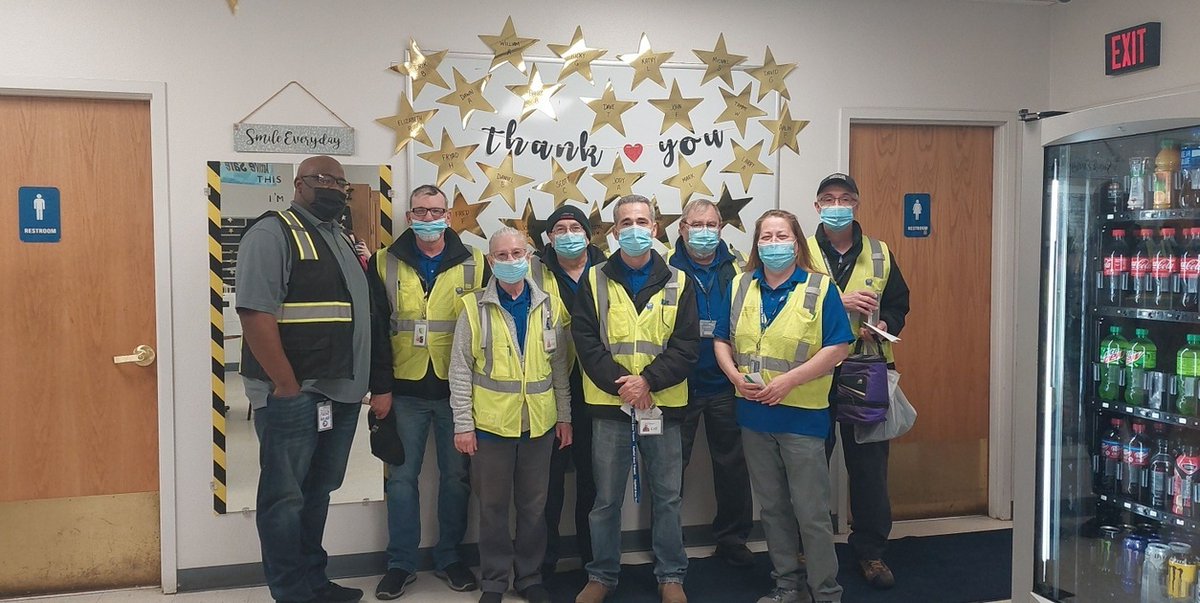 NatExTransit's tweet photo. The team in Bismarck, ND, celebrated Transit Driver Appreciation Day last week. The team was given gift bags filled with location-themed items. Thank you for all that you do drivers! #TransitDriverAppreciation https://t.co/AtxNBj05E4