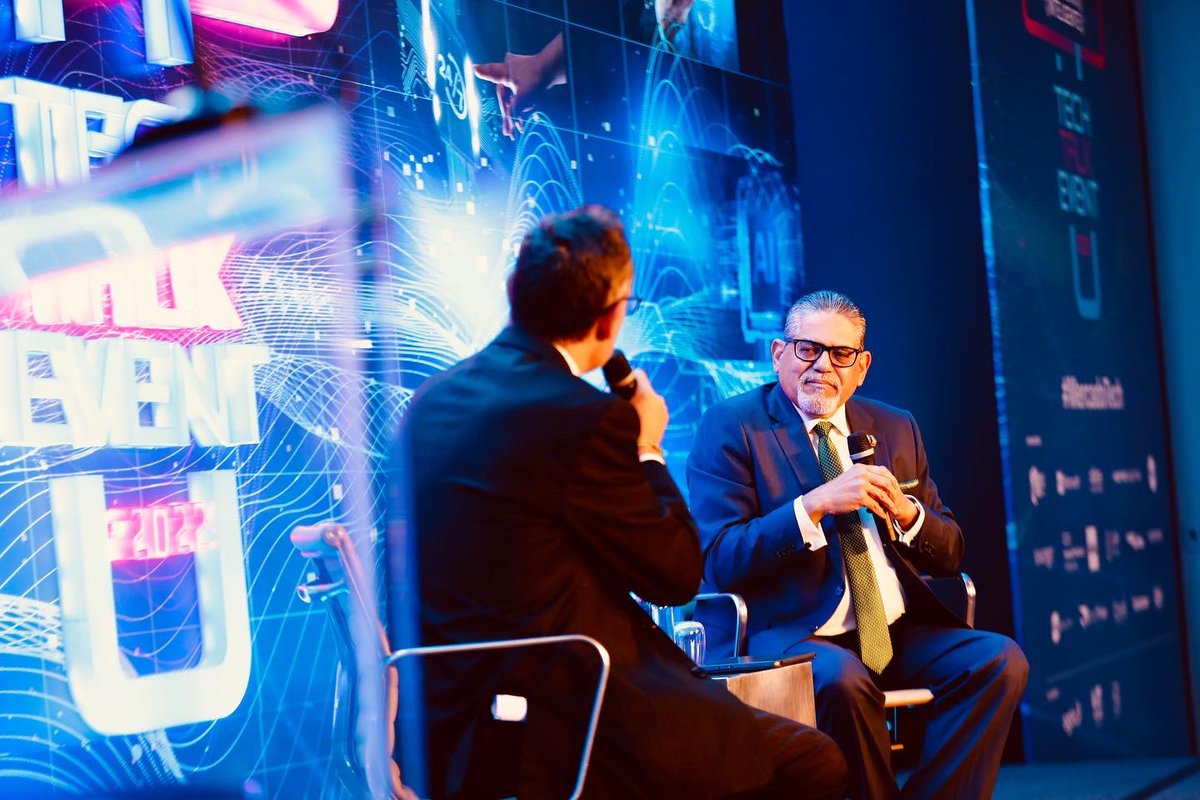 OGTICRDO's tweet image. Estamos evolucionando en materia de conectividad, para lograr el desenvolvimiento de las ciudades inteligentes y la OGTIC es el instrumento primordial para que las instituciones se  adentren al mundo de la transformación digital.

#DominicanaInteligente 
#TechTalk2022