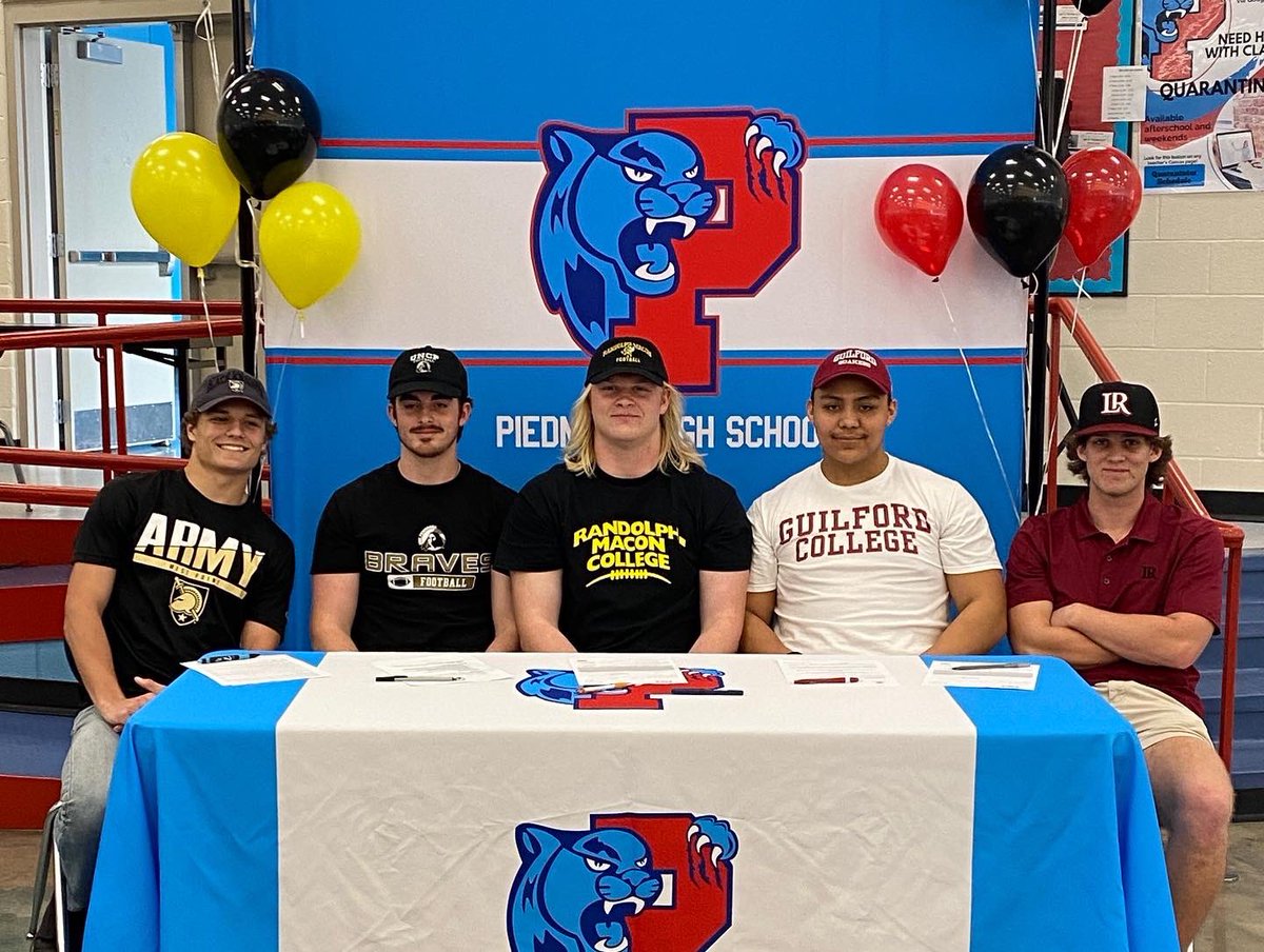 PHSFootball2023's tweet photo. We had FIVE seniors commit to play football at the next level on Friday!! Congrats guys, we are so proud of you! @DiedrickGunnar @EvanSawyer2022 @MattLathan2 @aldorob8 @gavinjhoyle @CoachBraz41 https://t.co/rigxpxJbc7