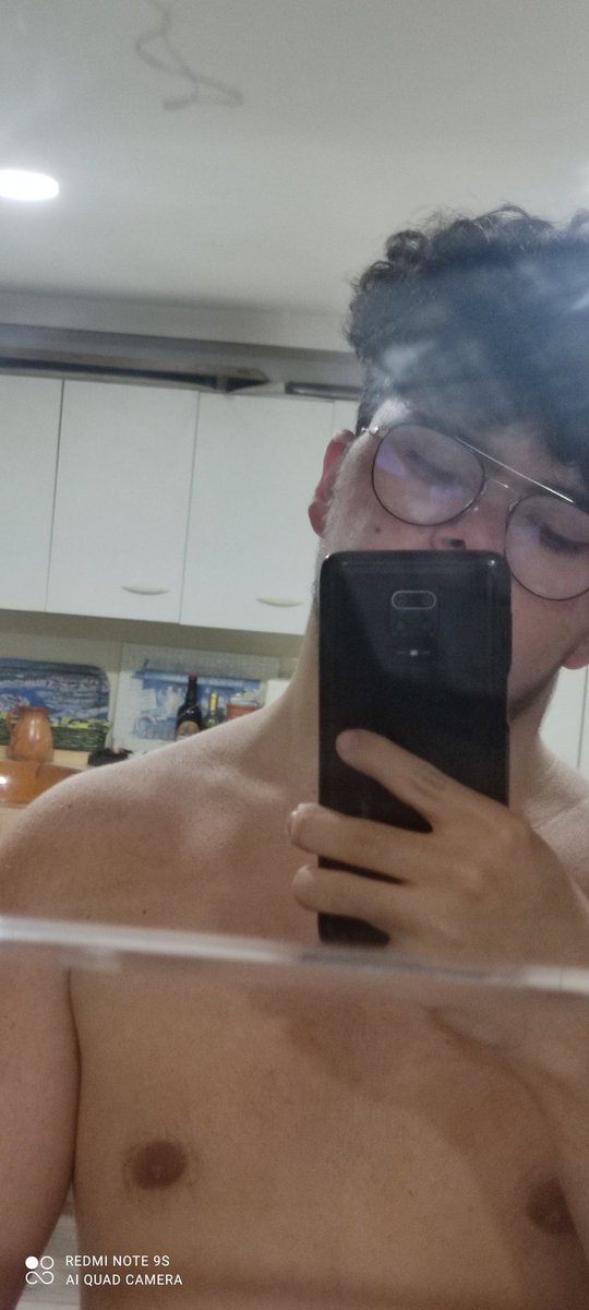 TPG2804's tweet photo. Programme de musculation avance a merveille 💪 https://t.co/lp4eEVayP9
