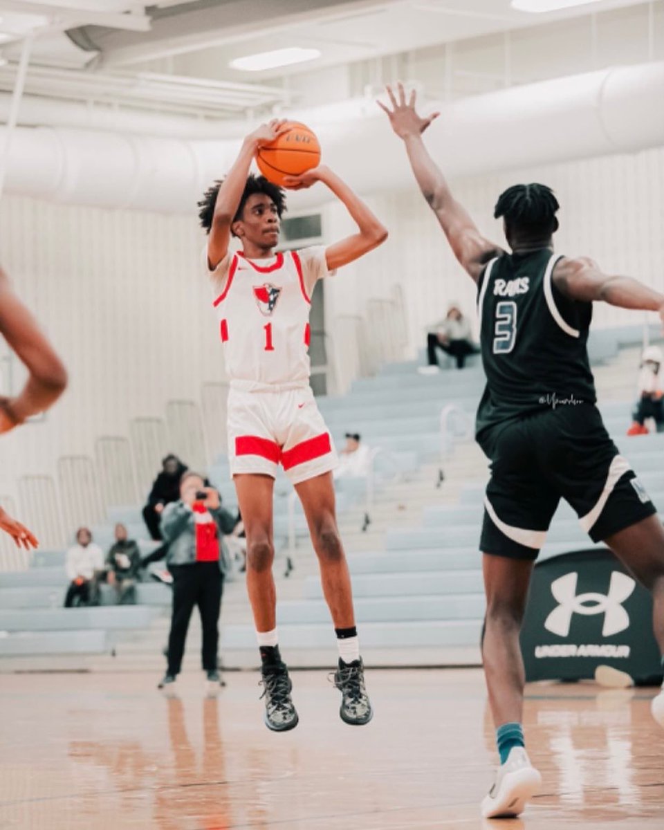 aaronpbrookss's tweet photo. Beyond blessed to receive my first offer from Georgia Christian college!! @SEBARoundball @CoachKeithCCA @CoachSudds https://t.co/V8Ji4FroXH