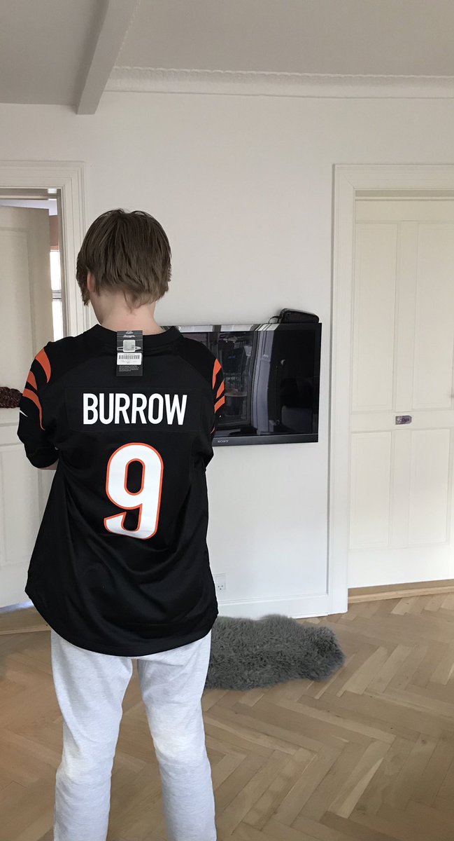 bengalsdenmark's tweet photo. @Bengals Just Got it in the mail… thanks to bengals fan @kulinauk 
#bengals and @JoeyB you have a new fan in Denmark #WhoDey https://t.co/EU4P8j4K1Z