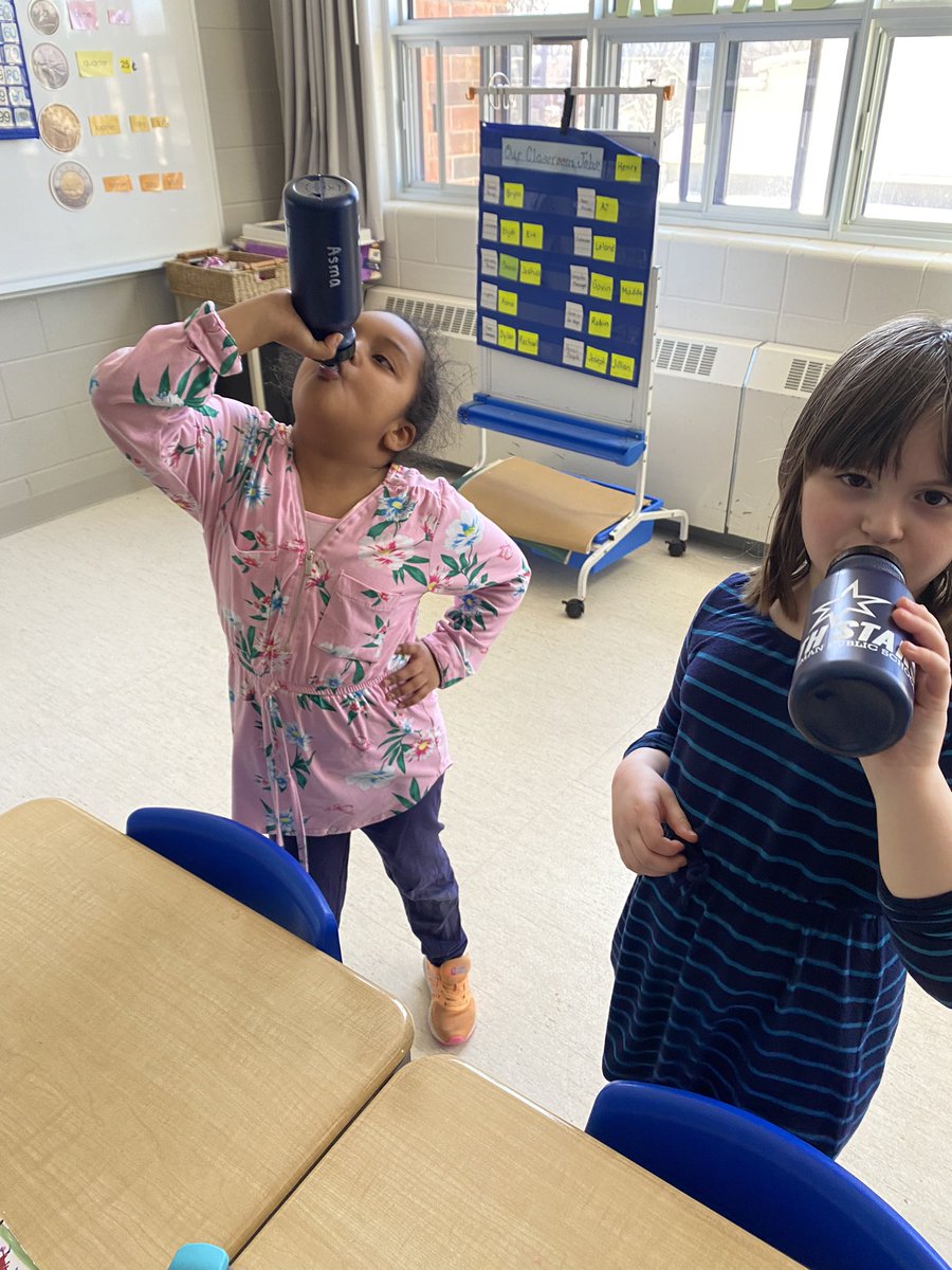 kpyper2017's tweet photo. Grade 2 loved participating in our school’s “Great Gulp” challenge. A great discussion about protecting our waterways and the importance of recycling, safe drinking water and reusing water bottles! @htubman2015 https://t.co/LhCeHrECZi