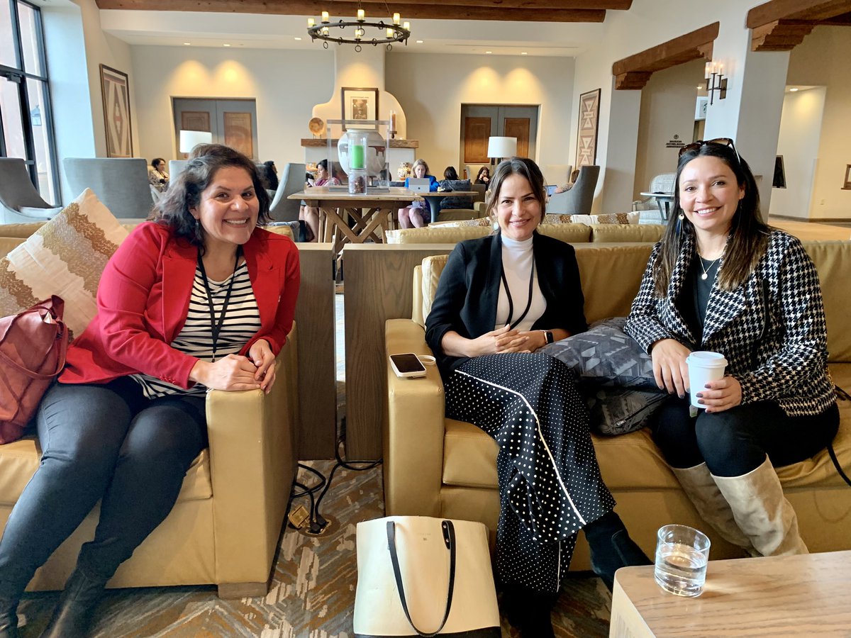 letyplopez's tweet photo. Leading ladies of @sdcitycollege @Isabel05828159 @mariajosezpb @syllieme #AHSIE2022 @ahsieducators Representing #HSI #TitleV #EOPS #AcademicSenate https://t.co/ZjV3mGE9FY