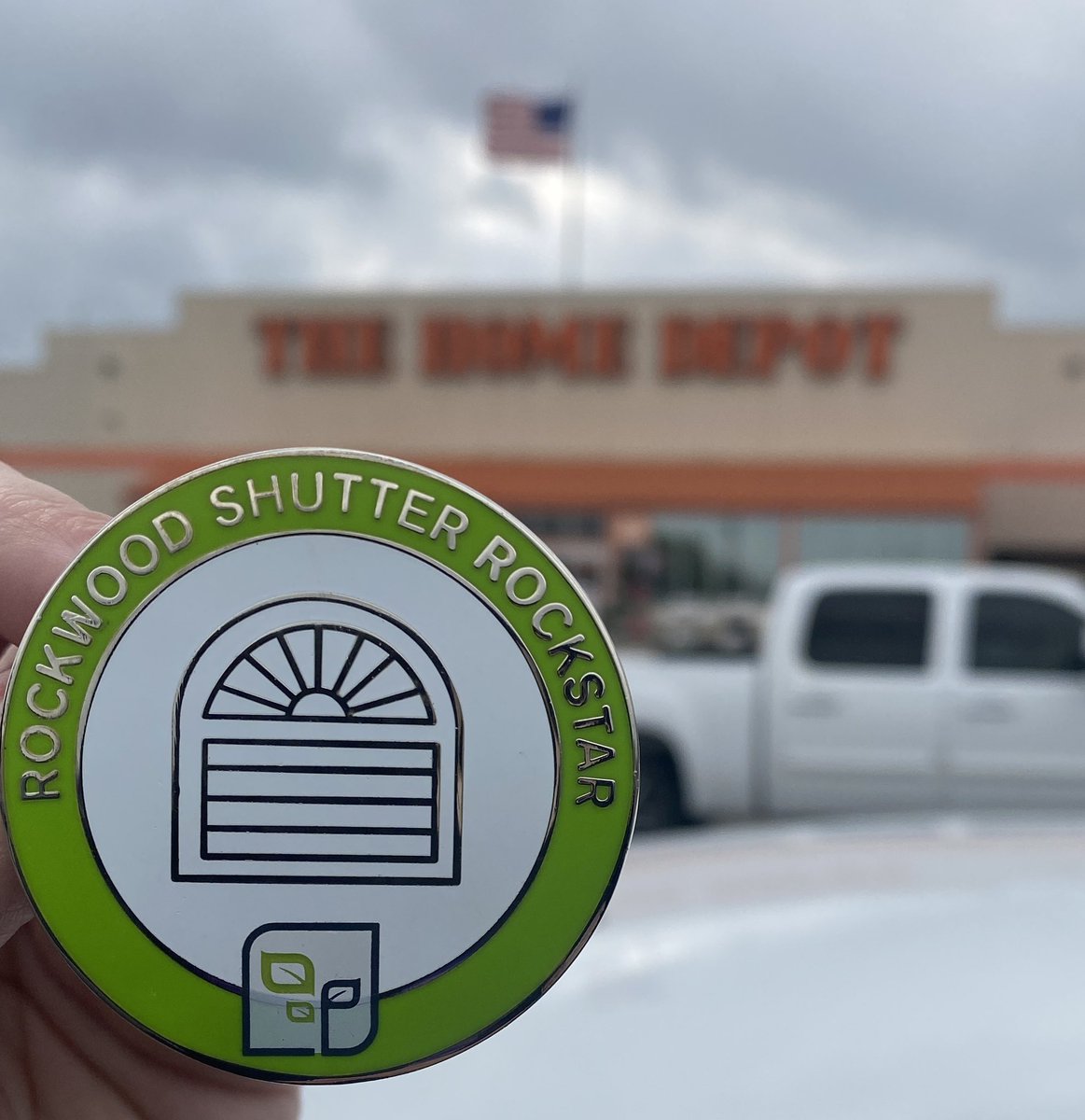 amyarockwood's tweet photo. 💚Looking For Rockwood Rockstars Submitting Quality Leads!                                            First Stop @HomeDepot Store 8520 in New Braunfels, TX.    Connected with an incredible group of 🧡Home Depot Rockstars ✨  Thanks to @TorresTx71 https://t.co/MqGARotPjL