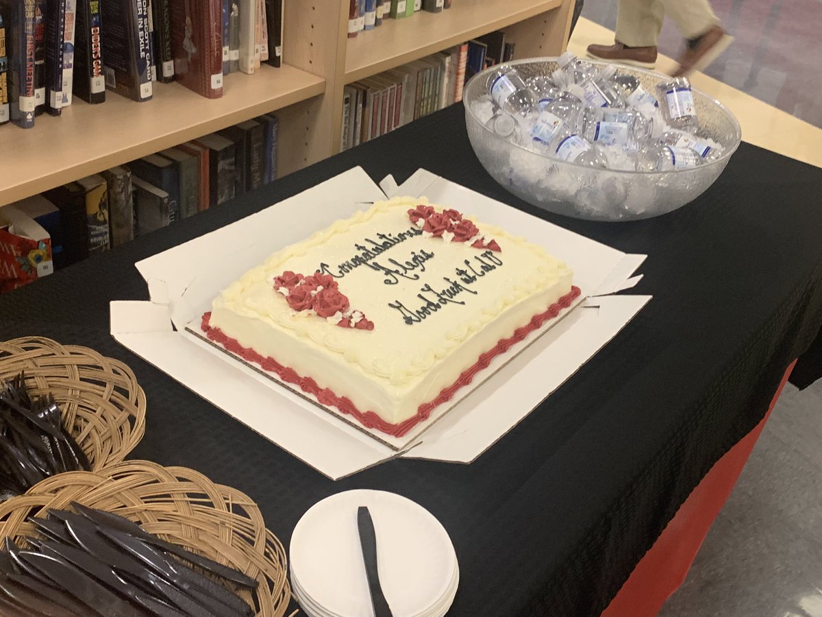 M_Routh68's tweet photo. Wow! #FullRide @CalUofPA Congrats Alexis Rodriguez!!! https://t.co/QoH2wKp8dK
