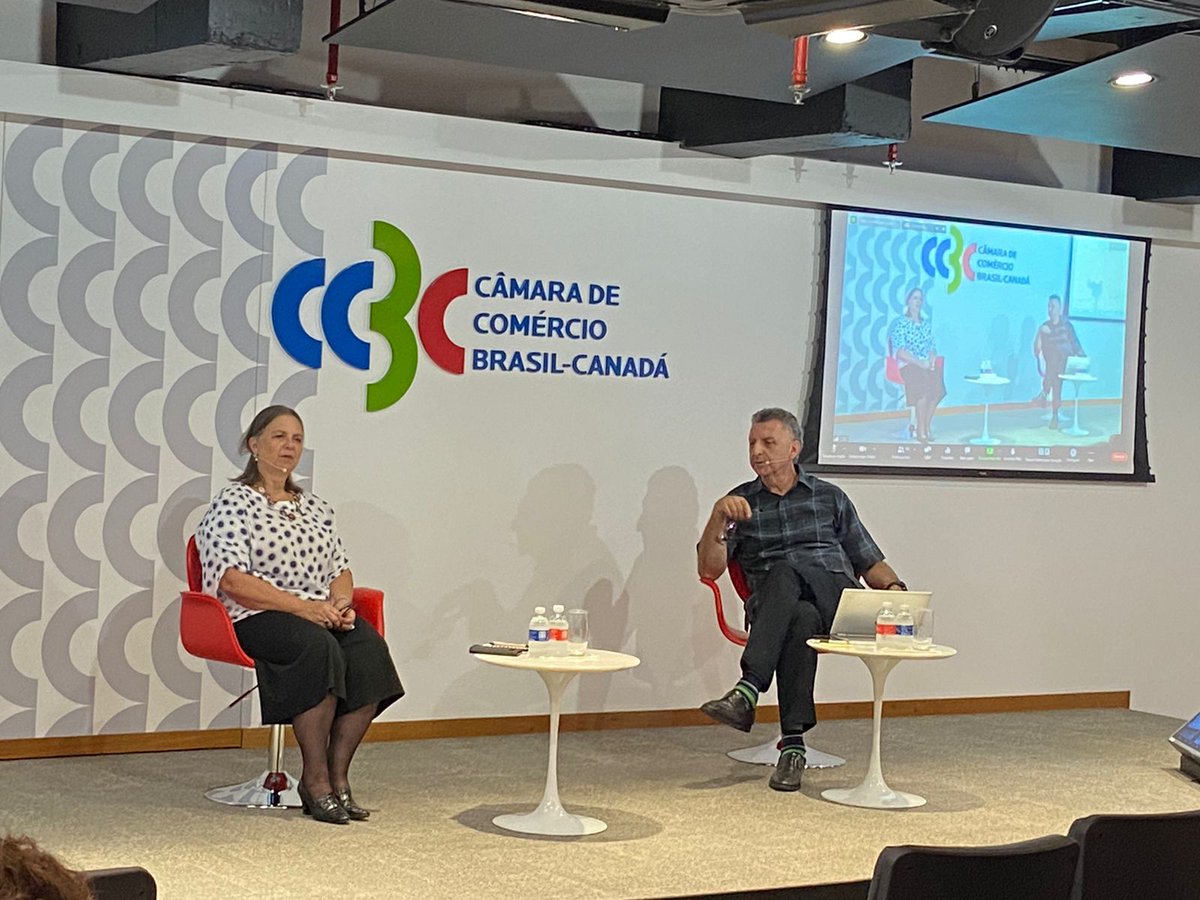 ana_sudo's tweet photo. Opening of the #Investment and #Infrastructure Committee Meetings of @CCBC_BrCa and @TCS_SDC #Brazil 🇧🇷, w/ presentations on preventive maintenance, supply chain of electronic components, technologies + equipment for prevention in metro and rail 🚞🚈sectors. #GPAA #WID @dll_inc https://t.co/LjnrAmGFiZ