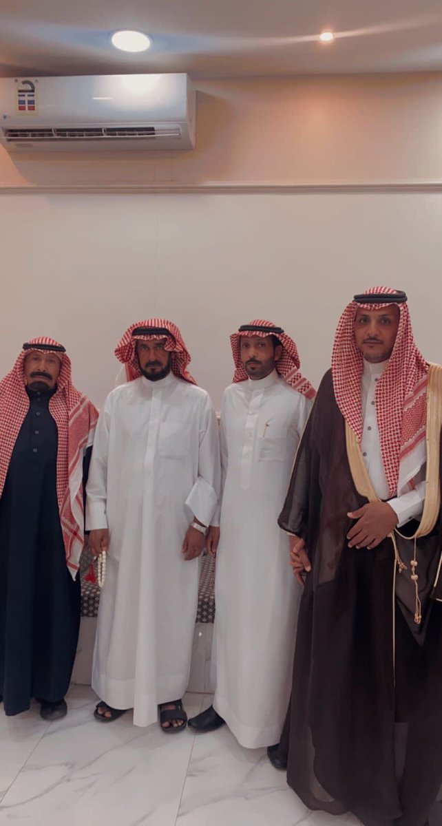 Aladahaa's tweet photo. تغطيه حفل زواج أبناء نصار بن ناصر مناحي العدهي بمناسبه زواج أخيهم الشاب / عياد 
#موقع_العداها_الرسمي 
#بني_رشيد
#عبس https://t.co/55zq3Sjztj