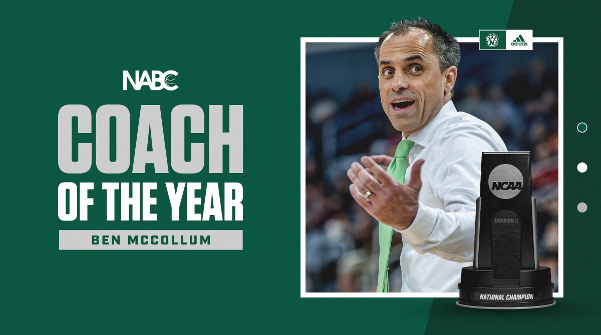 NWBearcatMBB's tweet photo. McCollum captures 5th NABC National Coach of the Year Award

@CoachMcCollum #OABAAB https://t.co/FWBEvnWQrV