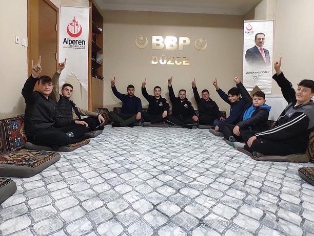 Var Olsun Alperen Ocaklarımız..!

#DüzceİçinBirlikVakti #DüzceAlperenOcakları #MuhsinYazıcıoğlu #AlperenOcakları #MuhsinBaşkan #Düzce #Ülkü #Alperen