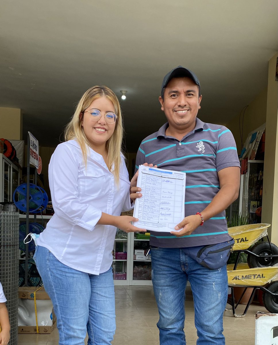 LolitaRivera07's tweet photo. Entrega de formularios de afiliación físicos a la Dirección Distrital 📑por parte de la Dirección Cantonal de #Balao @MabelEsTriunfo @marcelaguinaga @Xavier_JuradoEc @RC5GuayasD4 https://t.co/8Y42aL8yJD