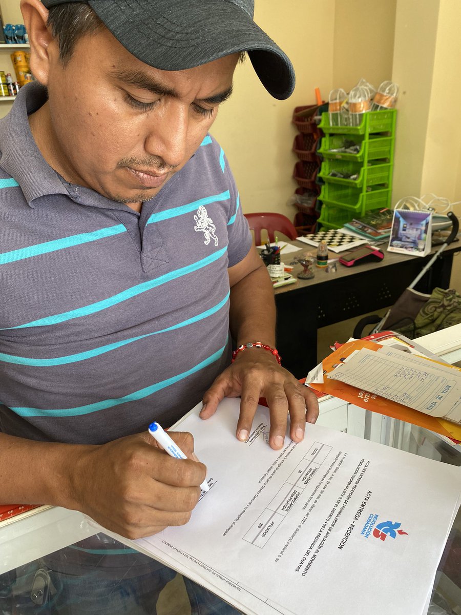 LolitaRivera07's tweet photo. Entrega de formularios de afiliación físicos a la Dirección Distrital 📑por parte de la Dirección Cantonal de #Balao @MabelEsTriunfo @marcelaguinaga @Xavier_JuradoEc @RC5GuayasD4 https://t.co/8Y42aL8yJD