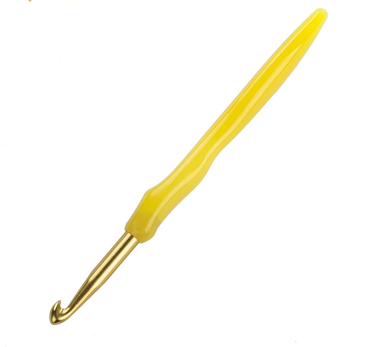 GuChet's tweet image. Our curved ergo #crochethooks feel natural, comfortable and snuggle right into your hand 👉 guchet.com/crochet-hooks/… #crocheting #yarn #giftforcrocheter #giftforknitter