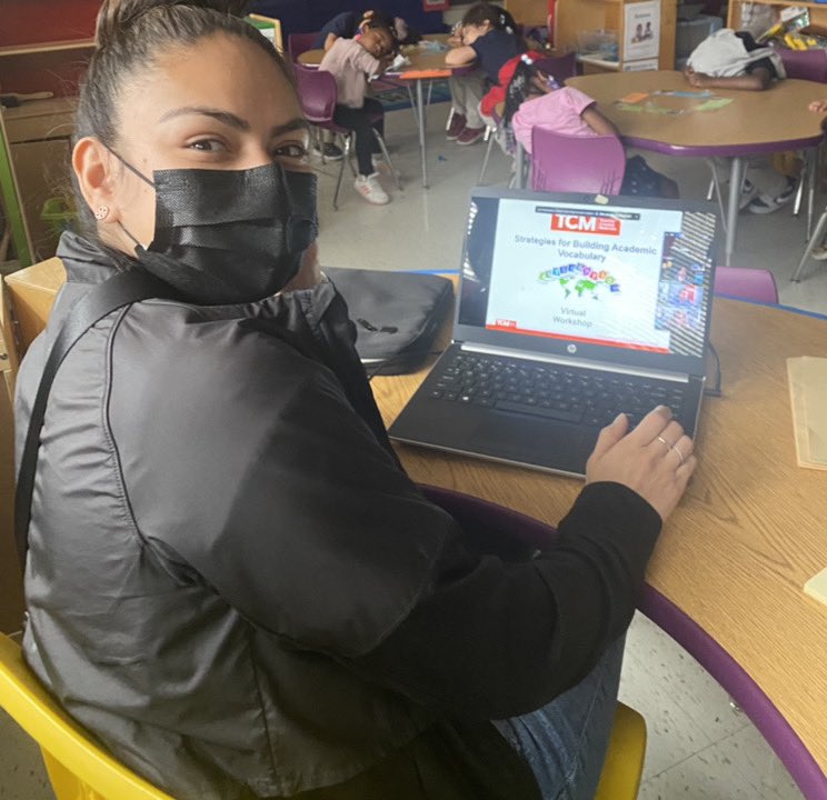 GabrielleMErvin's tweet photo. Our  @GWTruett Teacher Assistants truly enjoyed their professional learning from @PDL_DallasISD today!!! Thanks for taking the time to invest in their professional growth! @PrincipalBernal @dallasschools @ACEDallasISD #teacherassistantsymposium https://t.co/1BQbJEiNQI