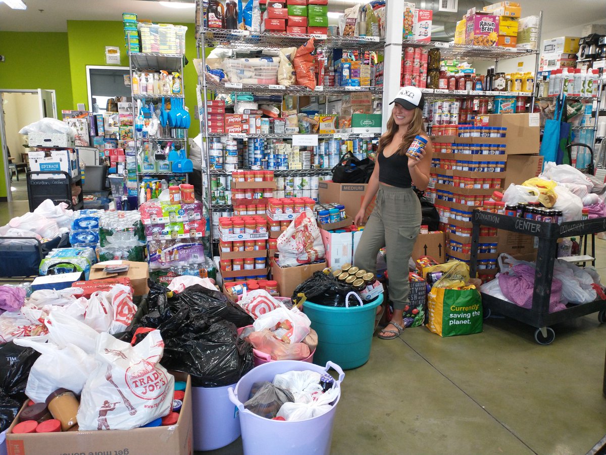 Maddie from <a href="/asu_axo/">ASU Alpha Chi Omega</a> a close partner of A New Leaf, collected over 2,750 jars of peanut butter and jelly for families and individuals in homeless and domestic violence shelters across the Valley. Your leadership is incredible!